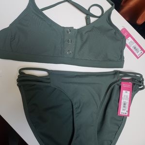 Bikini. Size: Small Top/Xs Bottom